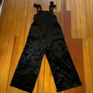 Adorable loose-fit, velvet overalls